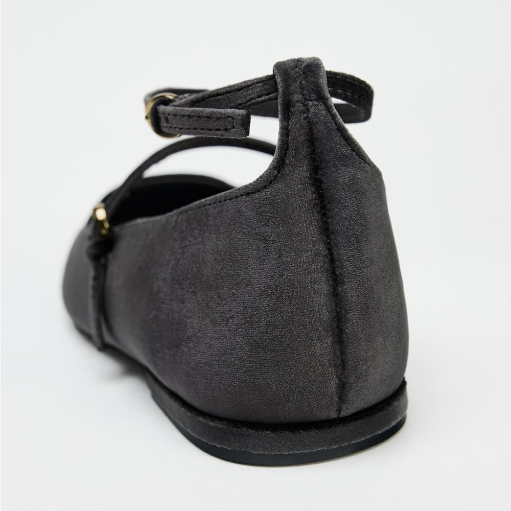 Zara Gray Velvet Ballet Flats shoes Buckle Strap Mary Jane Square size 9 40 NWT - Picture 7 of 12